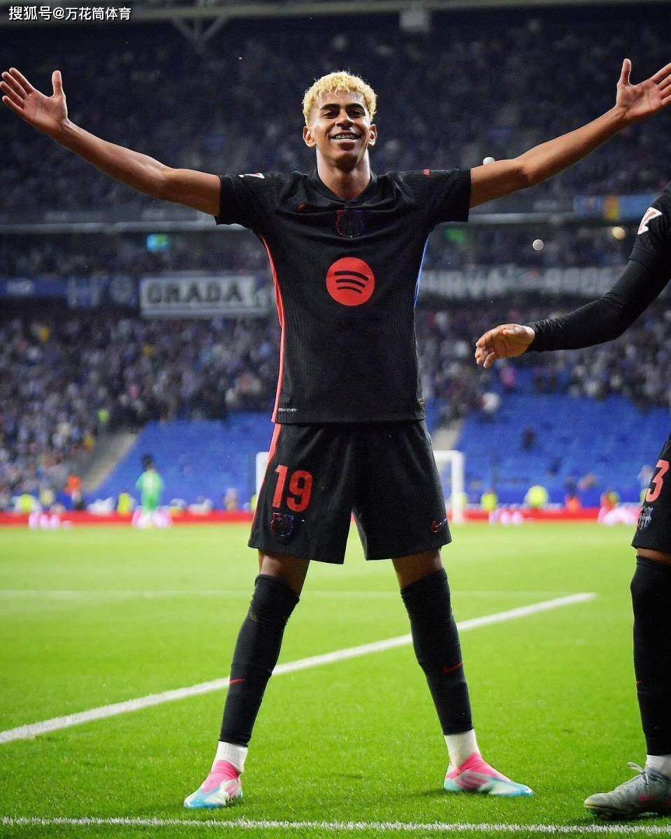 国王杯清晨再迎强敌；武汉三镇更衣室发声；主帅态度——话题不断；球队文化再被提及的简单介绍